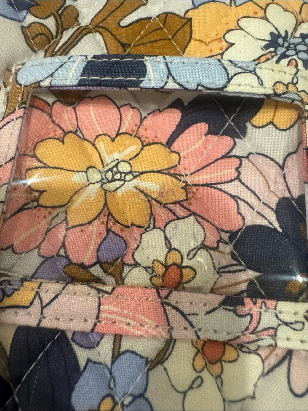 Vera Bradley Quilted Aloha Blooms Lunchbag